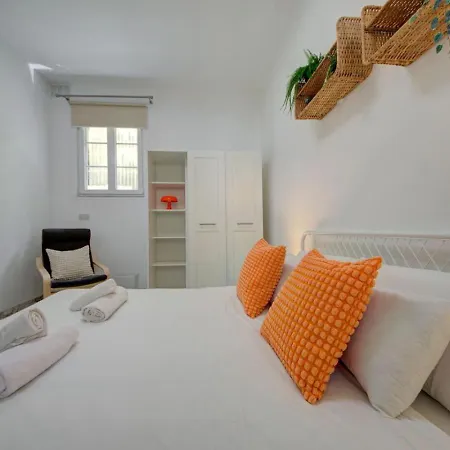 Casa Elena, Private Garden, Office,1 Minute To The Sea By Haven & Keys Malta *