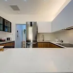 Apartment Casa Elena - Garden & Office - 1 Min To Sea