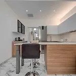 Apartment Casa Elena - Garden & Office - 1 Min To Sea