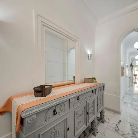 Casa Elena, Private Garden, Office,1 Minute To The Sea By Haven & Keys Malta