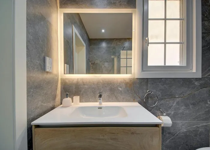 Casa Elena, Private Garden, Office,1 Minute To The Sea By Haven & Keys Malta דירה סליאמה